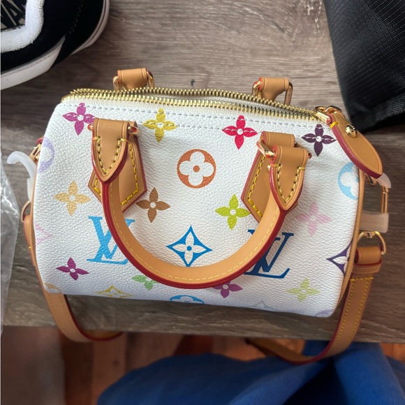 Purse - Picture 4 of 4